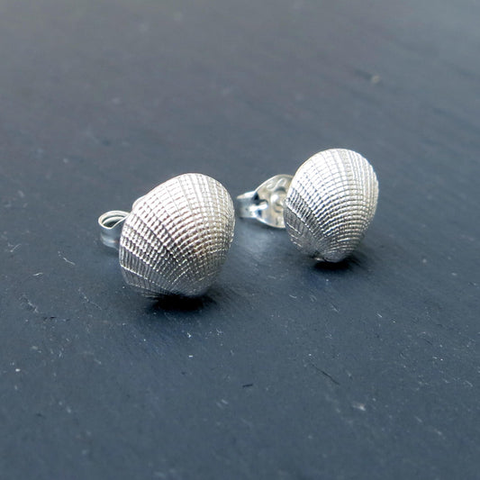 Scallop Studs - Silver