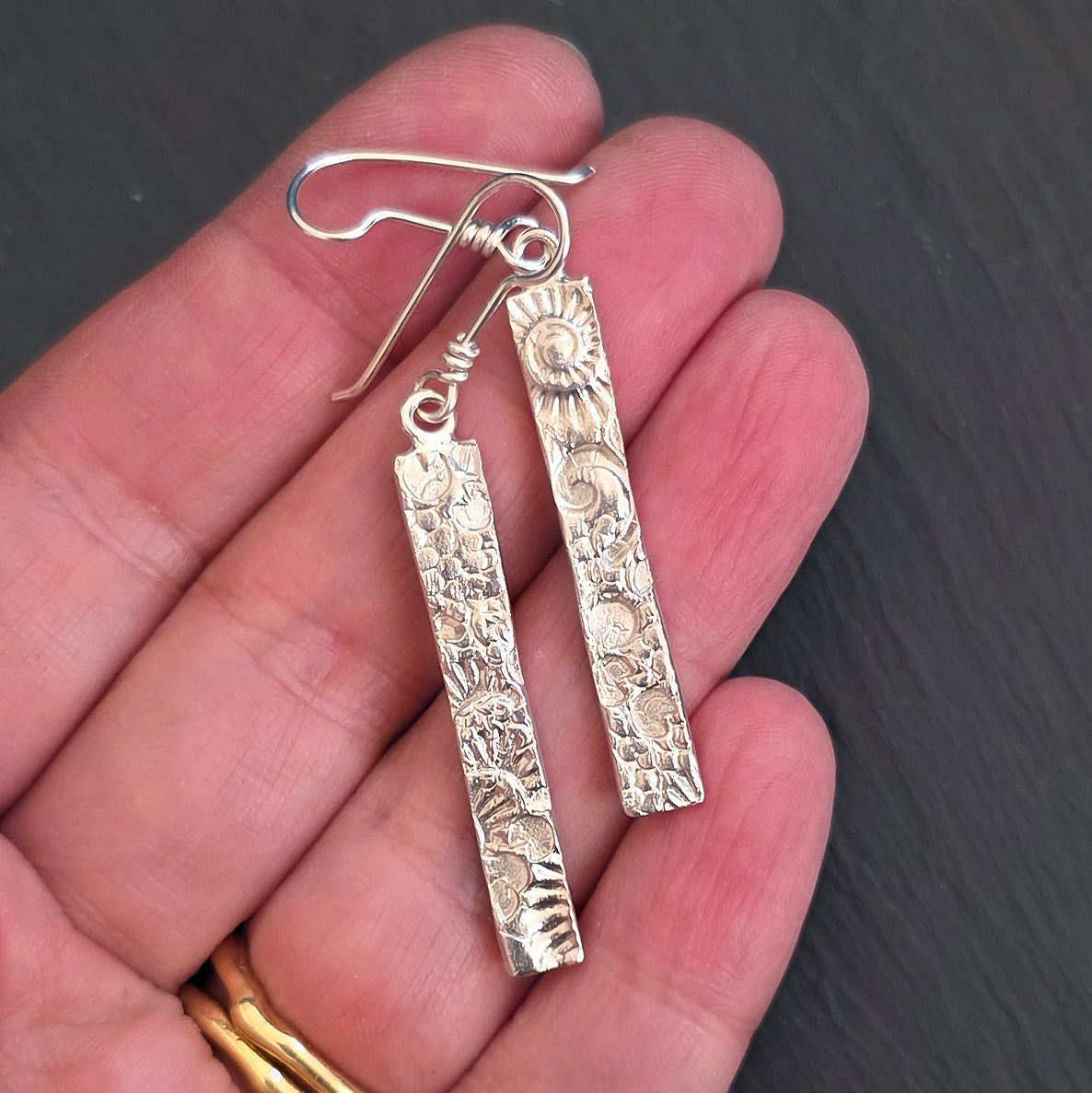 Tidal Traces Short Dangly Earrings