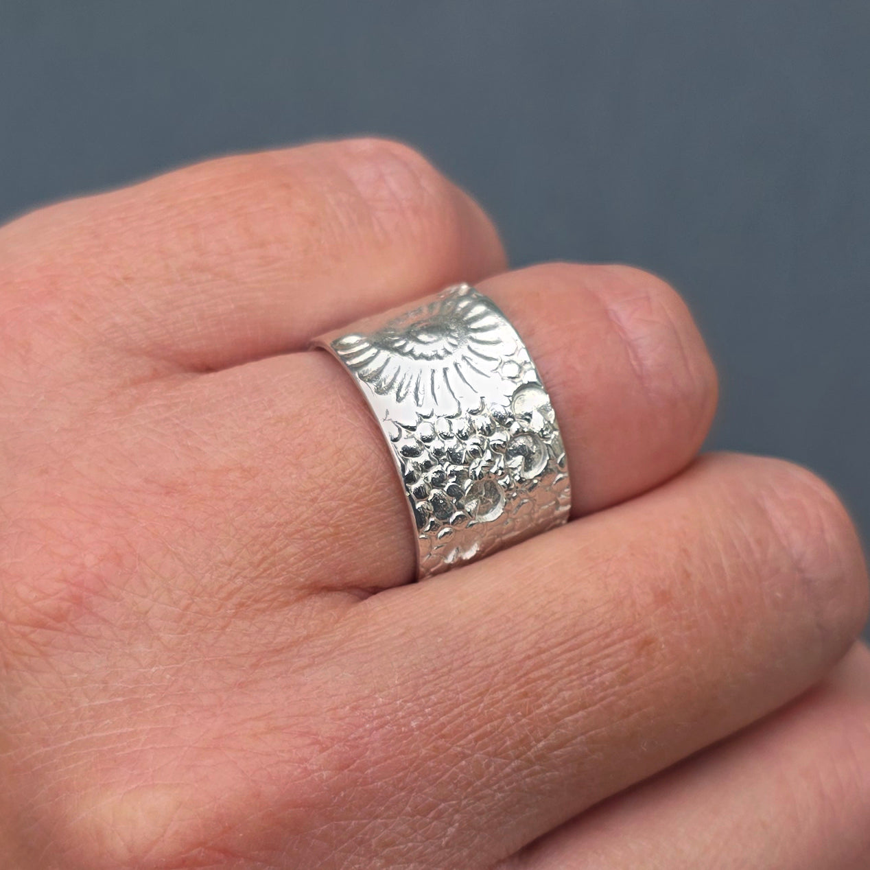 Tidal Traces ring