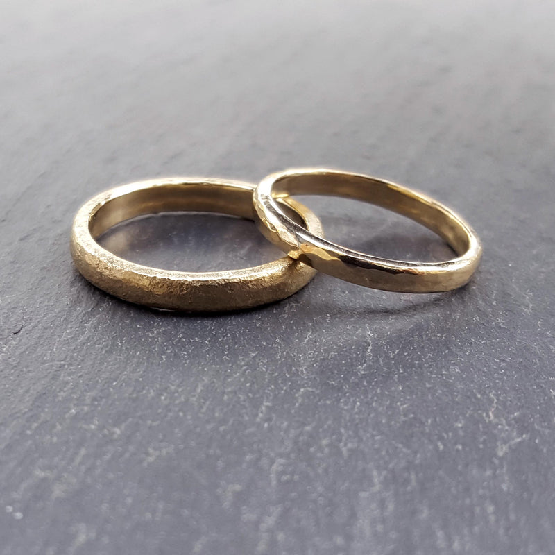 9ct Yellow Gold, 3mm D-shaped Frosted & 2mm D-shaped planished