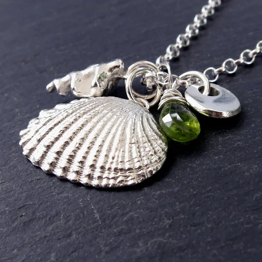 'Wave' necklace with Peridot - Silver