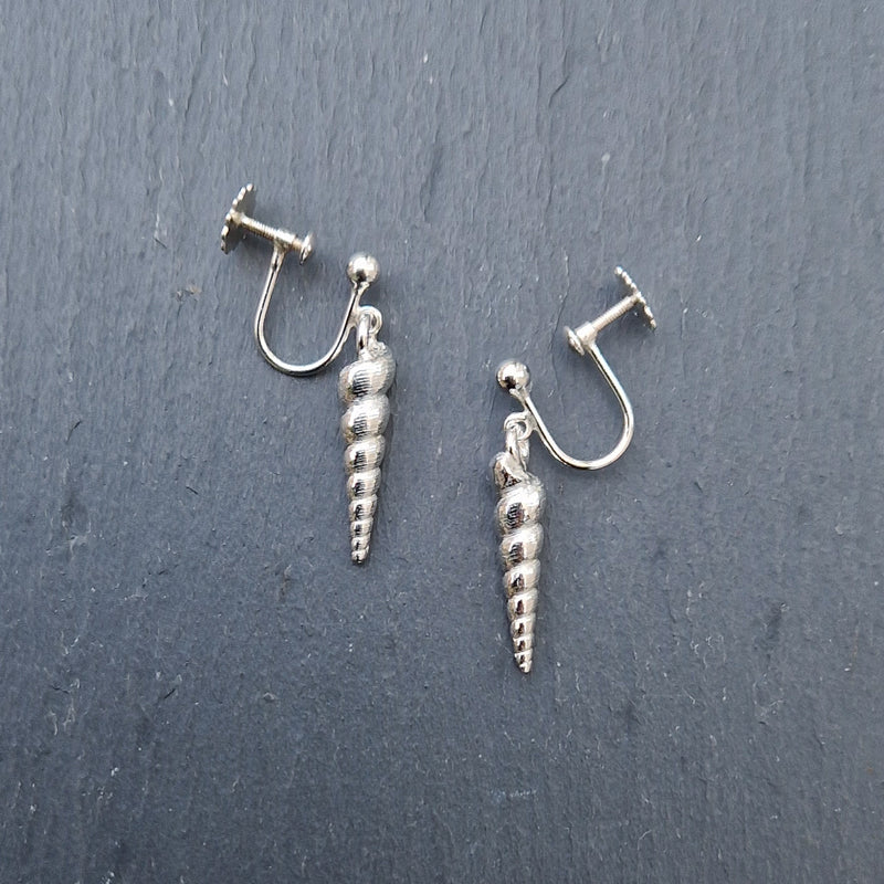 Silver horn shell screw-on earrings, 2023